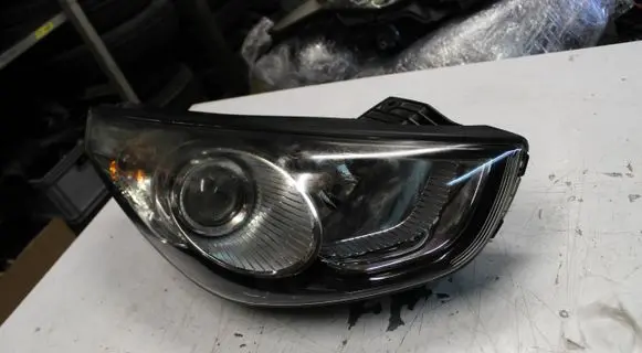 Hyundai ix35 Headlight/headlamp