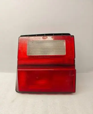 Tailgate rear/tail lights