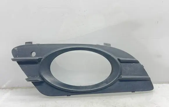 Mercedes-Benz CLK A209 C209 Front fog light trim/grill A2098850423