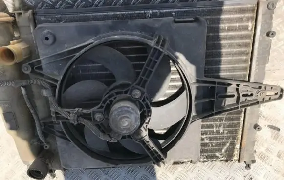 Fiat Bravo - Brava Radiator cooling fan shroud