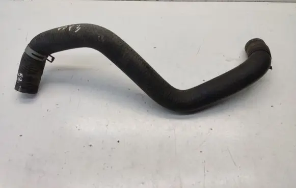 Chrysler Grand Voyager V Engine coolant pipe/hose
