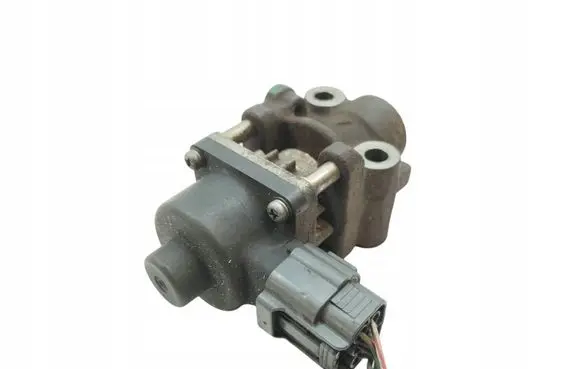 Suzuki Swift I EGR valve 