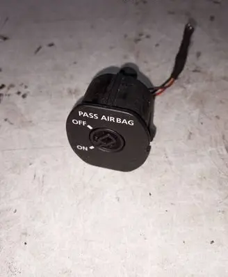 Land Rover Range Rover Sport L320 Passenger airbag on/off switch YWL500050PVJ