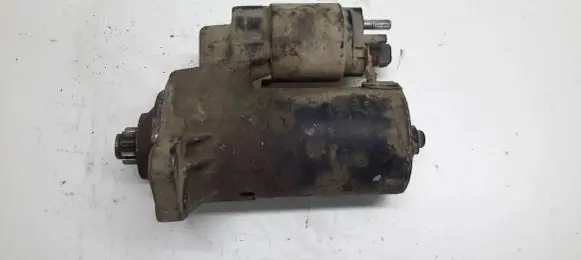 Volkswagen Golf IV Starter motor 020911023F 0001121006