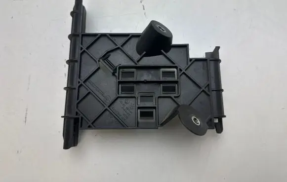 Audi A3 S3 8V Other engine bay part 5Q0906507F