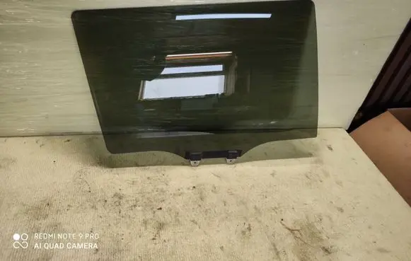 Honda Accord Rear door window glass
