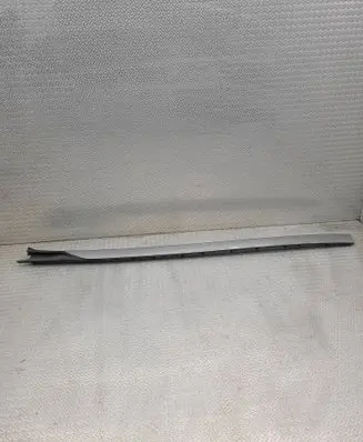 BMW X6 G06 Windshield trim 7465339