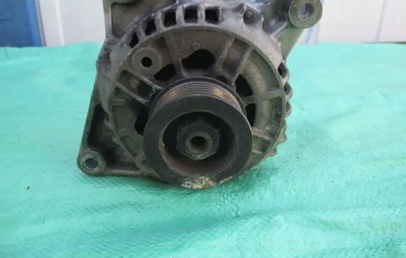 Volvo S40, V40 Generator/alternator 0123315021
