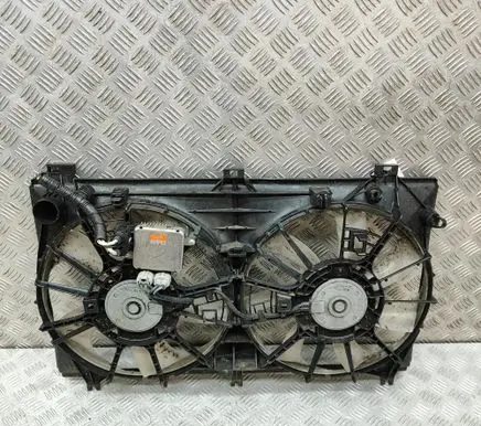 Lexus IS III XE30 Radiator cooling fan shroud 1671131610 8925730110