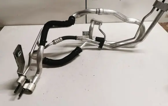 Dodge Durango Air conditioning (A/C) pipe/hose 68217217AE