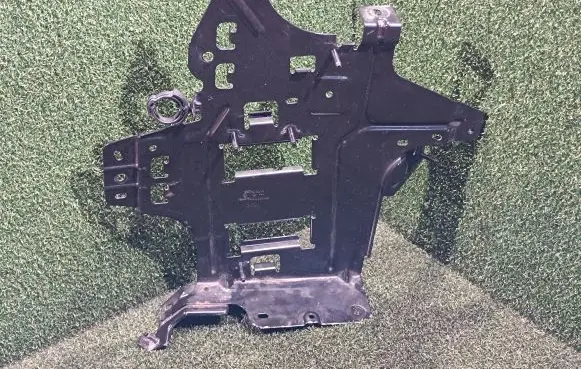 Renault Master III Other engine bay part 237141907R