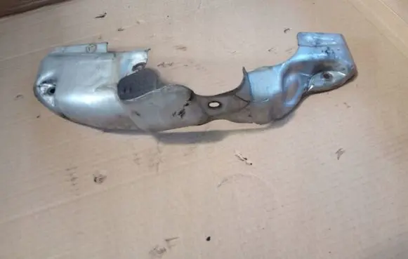 Mercedes-Benz GL X164 Heat shield in engine bay A6291420920