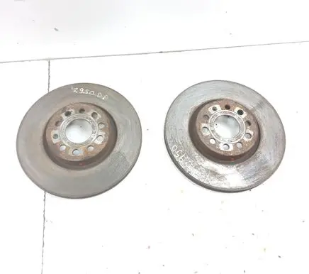 Volkswagen PASSAT B7 Front brake disc 