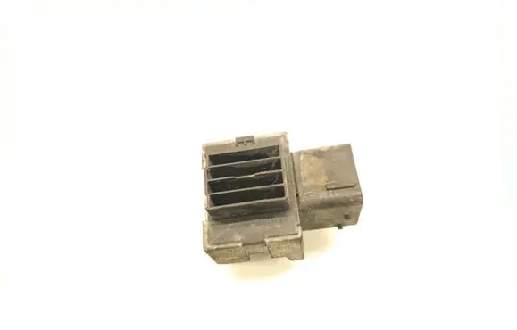 Land Rover Evoque I Glow plug pre-heat relay 9663824880