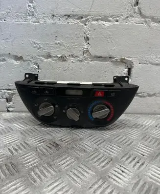 Toyota RAV 4 (XA20) Climate control unit 5590042100