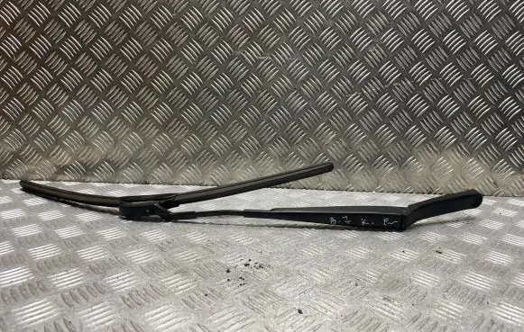 Volkswagen PASSAT B7 Front wiper blade arm 3AB955409
