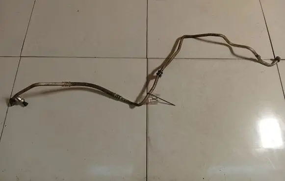 Renault Megane II Air conditioning (A/C) pipe/hose 8200385296