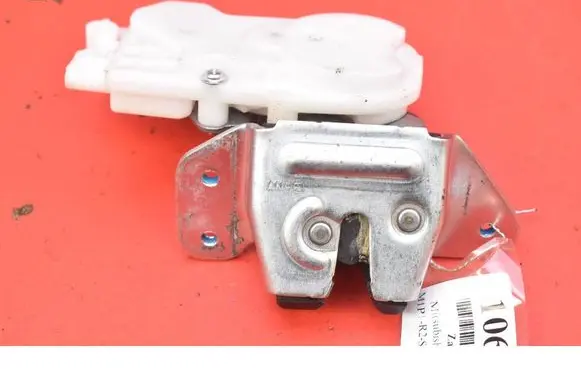 Mitsubishi Lancer VIII Tailgate/trunk/boot lock/catch/latch 