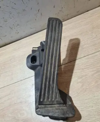 Volkswagen Golf VI Accelerator throttle pedal 6pv01053600