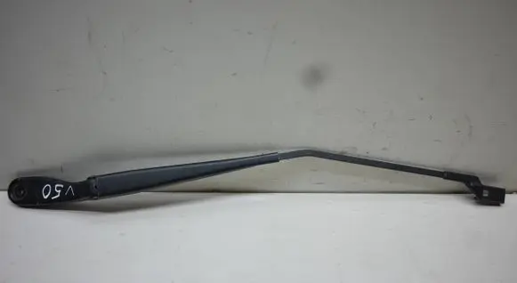 Volvo V50 Front wiper blade arm 8623160