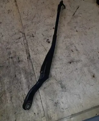 Mercedes-Benz E W211 Front wiper blade arm W211LLFS