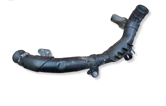 Volkswagen PASSAT B7 Intercooler hose/pipe 5N0145840K