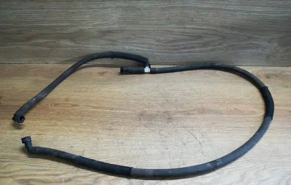 Volkswagen PASSAT B5.5 Headlight washer hose/pipe 