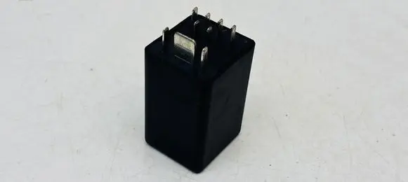 Audi A3 S3 8V Glow plug pre-heat relay 0281003032 038907281B 457