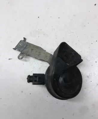 Audi A3 S3 8V Horn signal 8V0951230B