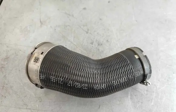 Volvo S90, V90 Intercooler hose/pipe 32222272 31657738