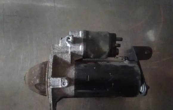 Opel Zafira A Starter motor 0001109062