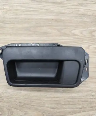 Volvo XC90 Tailgate trunk handle 8652550 7847