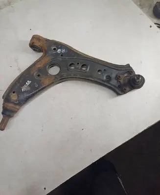 Front lower control arm/wishbone