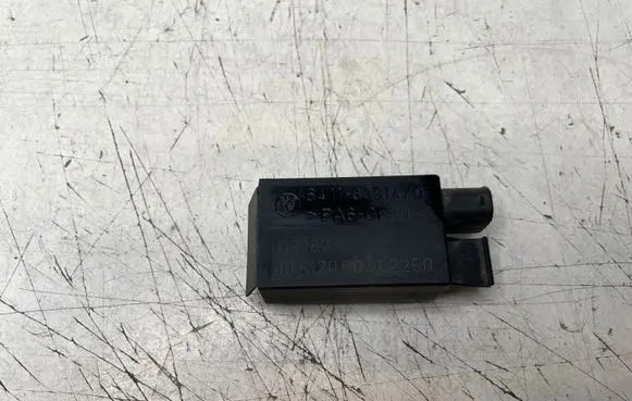 BMW X5 E53 Immobilizer control unit/module 110187 64118391470 00612000462250