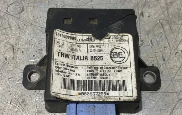 Mercedes-Benz Sprinter W901 W902 W903 W904 Door central lock control unit/module 1340332080 A0005676 185740