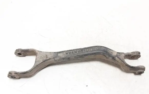 Volvo XC90 Rear upper control arm/wishbone 8630782