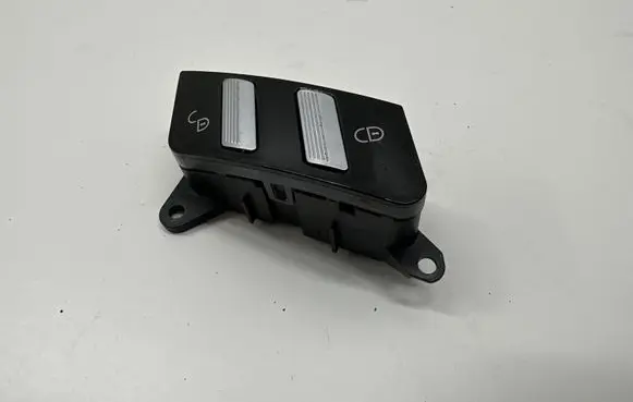 Mercedes-Benz S W221 Central locking switch button A2218213151