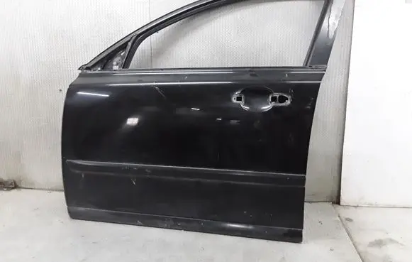 Volvo V50 Front door