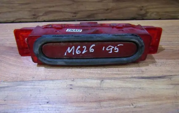 Mazda 626 Third/center stoplight 28661825
