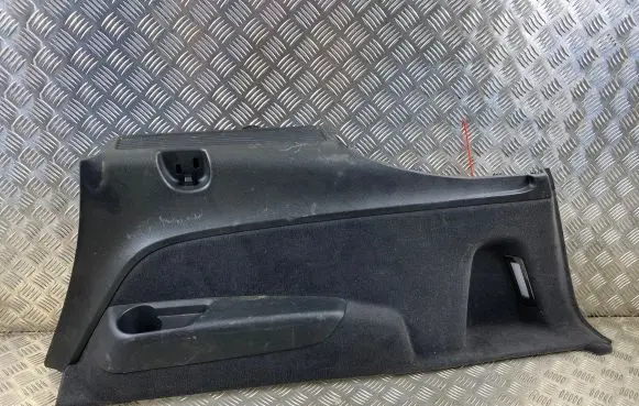 Audi Q7 4M Trunk/boot side trim panel 4M0863880C