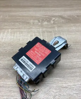 Toyota Avensis T250 Alarm control unit/module 8973005030 2370003180
