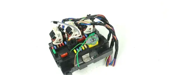 Citroen C3 BSM Control unit 9667199680 R08
