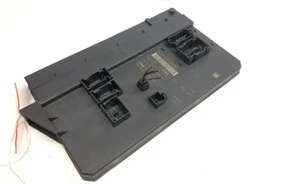 Volkswagen Crafter Central body control module A9069006103