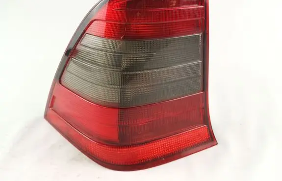 Mercedes-Benz C W202 Rear/tail lights 2028203904 146531