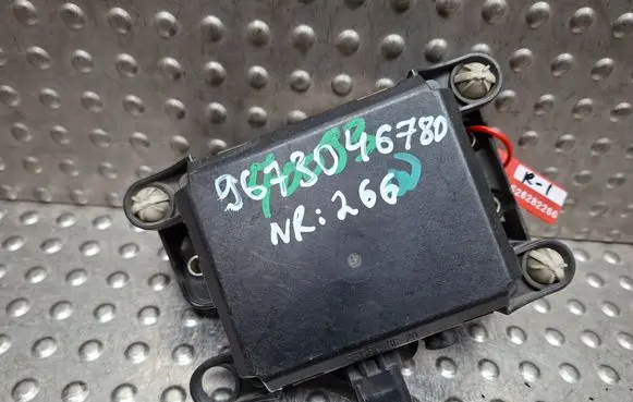Peugeot 5008 Distronic sensor radar S26282266 9673046780