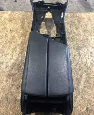 BMW 5 F10 F11 Center console 724584