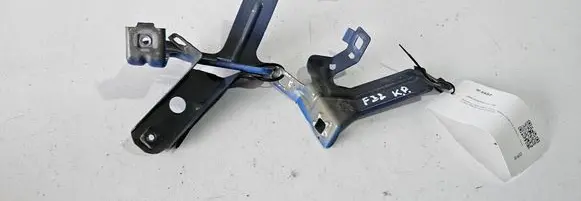 BMW 4 F32 F33 Fender mounting bracket 7255821