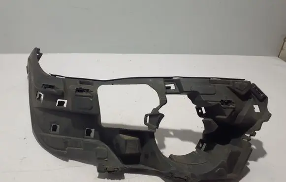 BMW X5 F15 Fog light bracket 8054018