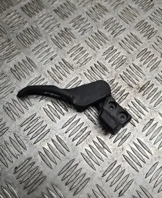 Engine bonnet (hood) release handle