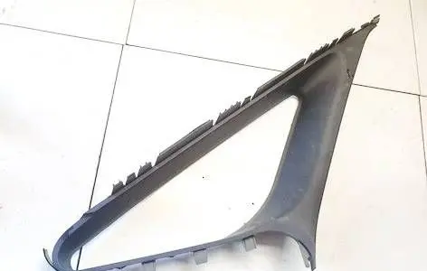 Mitsubishi Colt (D) pillar trim (bottom) mr951604zz